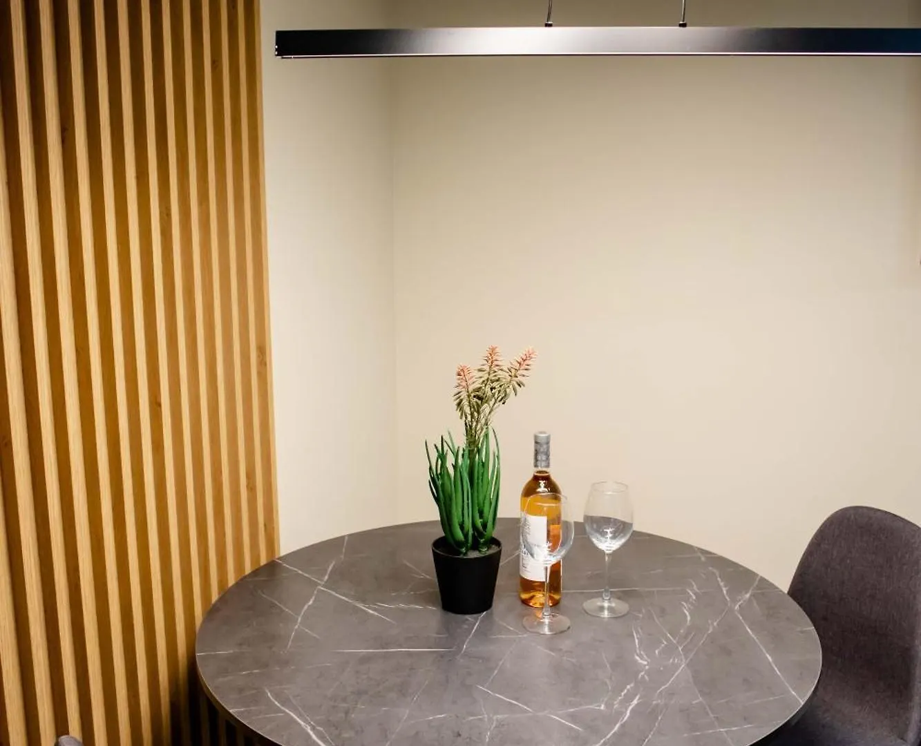 Apartamento Beautiful New Studios Super Location Bucarest